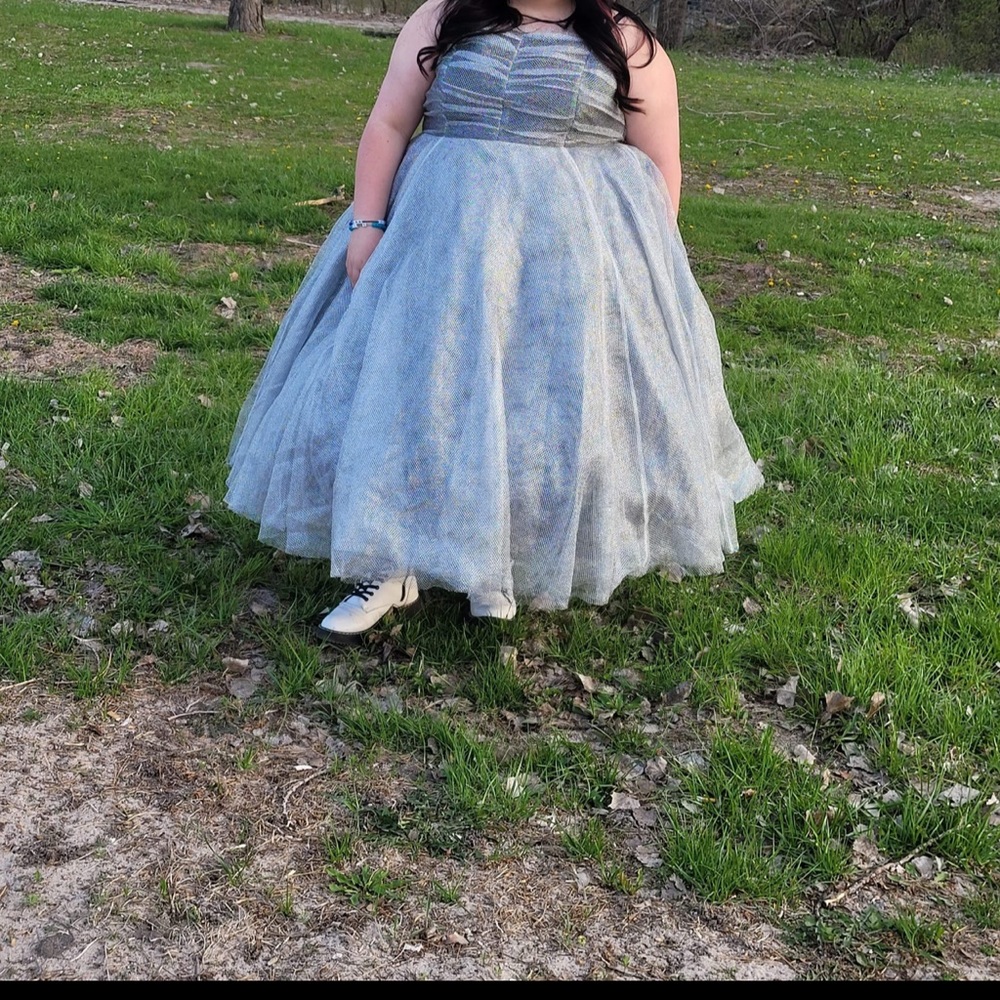 Betsy Johnson size 20 dress